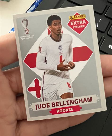 Figurinha Extra Rookie Copa 2022 Roupa Esportiva Masculino Panini