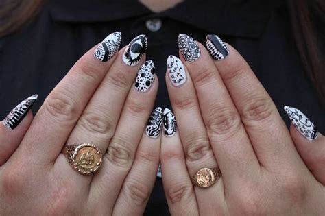 Yayoi Kusama Inspired By Boom Nails Bad Nails Nails Nail Art