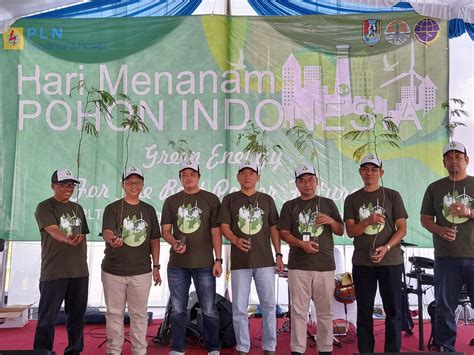 Komitmen Jaga Kelestarian Alam PT PLN NP Tanam 3 000 Pohon Di Hari