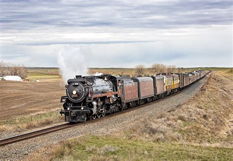 Canadian Pacific 2816 Draws Big Crowds As Historic Tour Begins ...