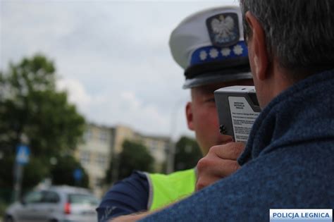 Po alkoholu wsiedli za kierownicę samochodów ZMIEDZI PL