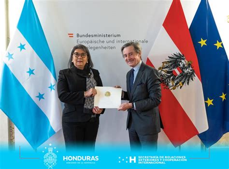 Cancillería Honduras on Twitter Elena María Freije presentó las