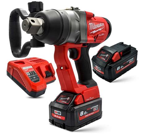 Aku rázový utahovák 1 Milwaukee M18 ONEFHIWF1 802X 2400 Nm 8 0 Ah