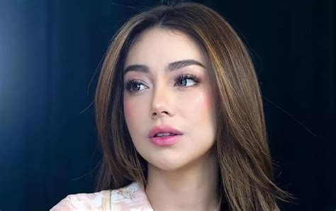 Artis Cantik Celine Evangelista Disebut Dalam Persidangan Korupsi Ig