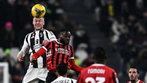 Live Tj Juventus Milan Triplice Fischio Mbangula E Weah