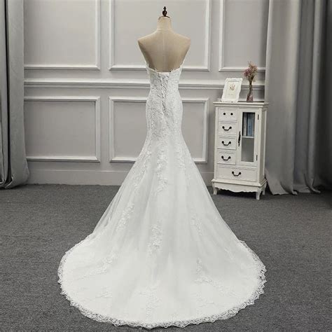 Sweetheart Fit And Flare Lace Wedding Dress Mermaid Strapless Bridal