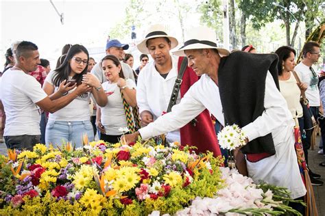 Hoy comienza la Plaza de las Flores en Ciudad del Río