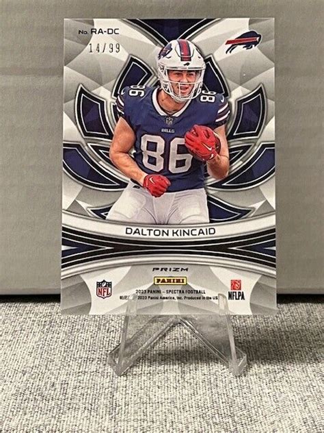 DALTON KINCAID 2023 PANINI SPECTRA ROOKIE AURA FOOTBALL PRIZM BILLS RC