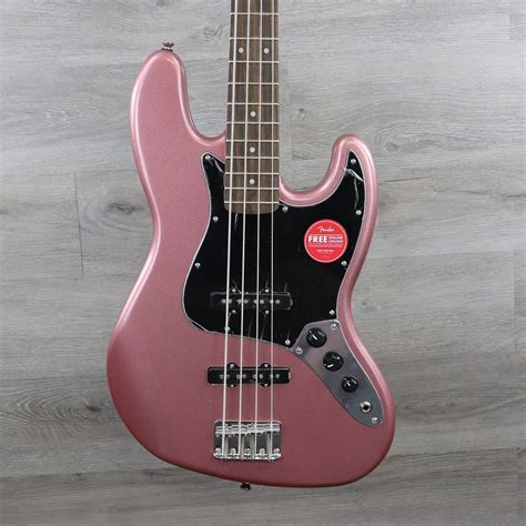 Squier Affinity Jazz Bass With Laurel Fretboard Burgundy Mist Kands