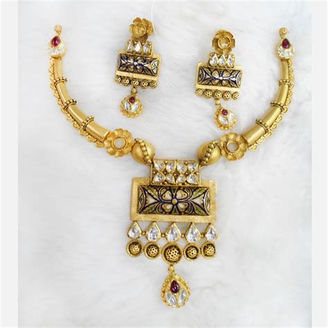 Buy Quality 22kt Gold Antique Necklace Set Rhj 5587 In Ahmedabad