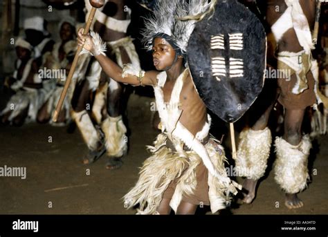 Tribal Dancevictoria Falls Zimbabwe Africa Stock Photo Alamy