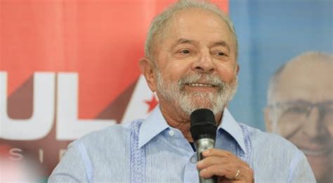 LIVE DE LULA AO VIVO HORÁRIO qual HORÁRIO começa a live de Lula hoje