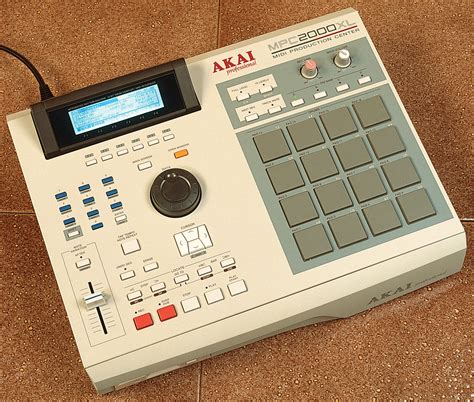 Akai Mpc2000xl