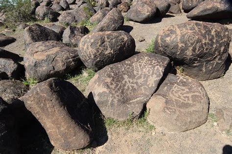 Painted Rock Petroglyph Site Gila Bend 2020 All You Need To Know