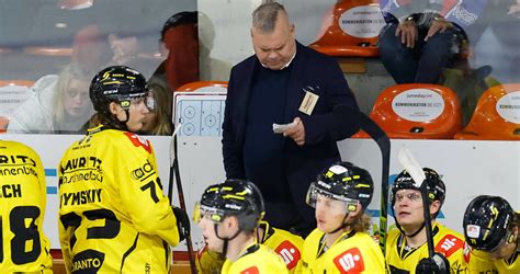 Krefeld Pinguine stellen Cheftrainer Leif Strömberg frei Sergey