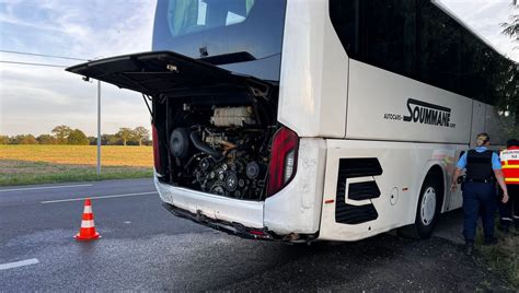 Le moteur d un car prend feu à Cossé le Vivien les 30 voyageurs