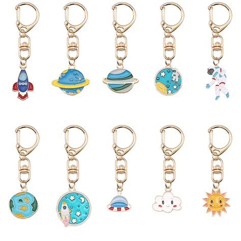 Neueste Keychain Starry Sky Astronaut Sonne Wolke Form Anh Nger M Nner