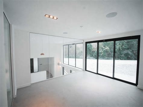 Glass Partitions At Ashbrook Homes Pangbourne Berkshire Clear Frameless Acoustic Glazing On