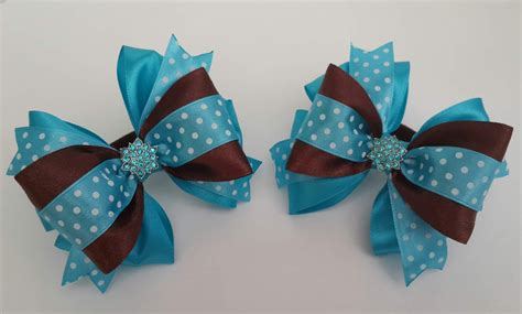 Школьные бантики! Добавляем только банты!! | Ленточные бигуди, Банты на ...