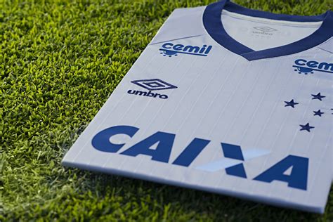 Fotos Nova Terceira Camisa Do Cruzeiro Homenageia Conquistas Do Clube