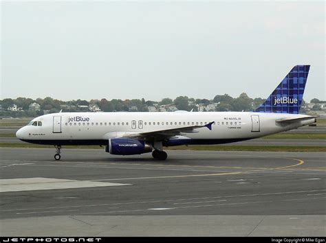 N595JB Airbus A320 232 JetBlue Airways Mike Egan JetPhotos