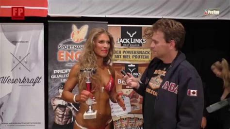 Hot Sexy Roxana Strasser Bikini Pics