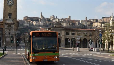 Autobus E Tram Meno Corse Stop Alle 20 Treni Fontana Impone Tagli