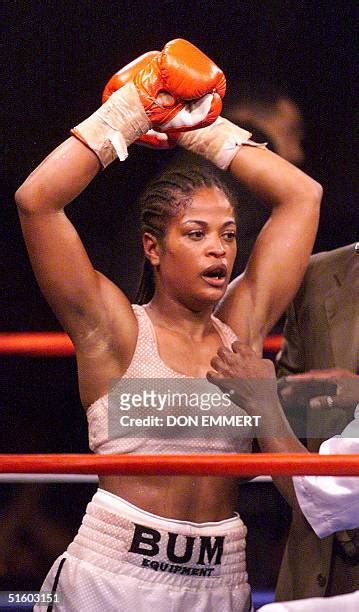 Laila Ali Vs Jackie Frazier Photos and Premium High Res Pictures ...