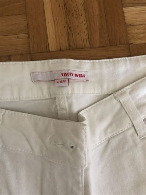 Jeans und Bikini Gebraucht in Adliswil für CHF 20 mit Lieferung auf Ricardo kaufen