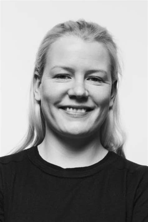 iida kuningas  entertainmentie