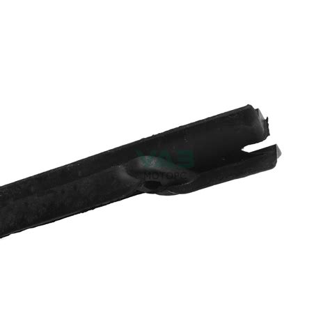 Купить Уплотнитель поворотного стекла форточки (задней правой) Уаз 469 ...