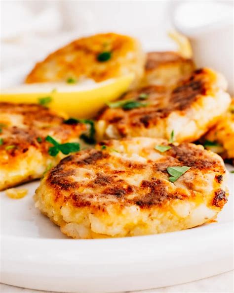 Easy Mashed Potato Cakes