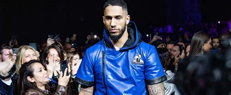 Boxe Lourds Yoka Remontera Sur Le Ring Le D Cembre Contre Le