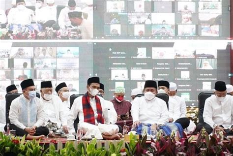 Khotmil Quran Tahlil Doa Bersama Mengenang 40 Hari Wafatnya Hj