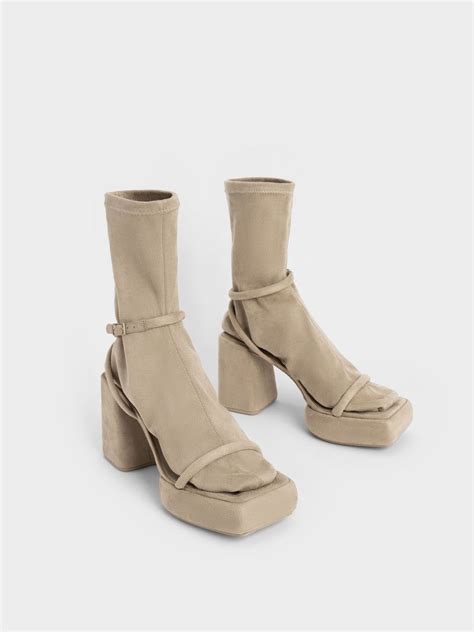 Lucile Textured Platform Calf Boots Beige Shopperboard