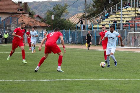 Aro C Mpulung Dun Rea Giurgiu Ast Zi Ora Stadion Municipal