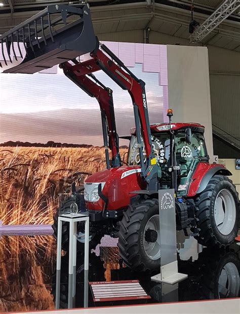 Il T Versu Smart Touch Di Valtra Il Tractor Of The Year