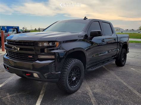 Chevrolet Silverado With X Kmc Km And R