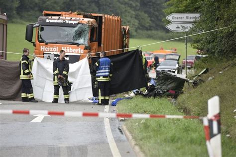 Nagold Horror Unfall Anklage Gegen M Llwagen Fahrer Nagold