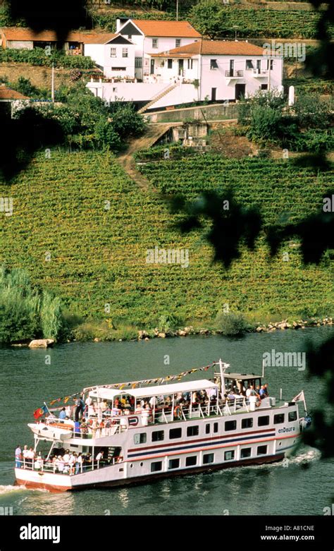 Douro river cruise hi-res stock photography and images - Alamy