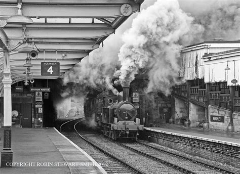 LMS 0 6 2T Class 2F LNWR Coal Tank No 58926 Arrives At K Flickr