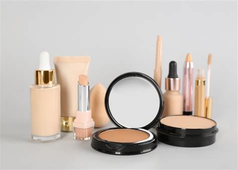 The 9 Best Natural And Clean Foundations 2024 Gurl Gone Green