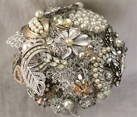 vintage brooch bouquet