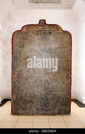 Burmese writing, Pali canon, buddhist canon, tripitaka, library of ...