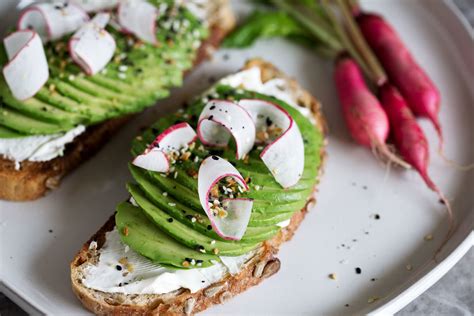 Loaded Everything Bagel Seasoning Avocado Toast Cooking With Cocktail Rings