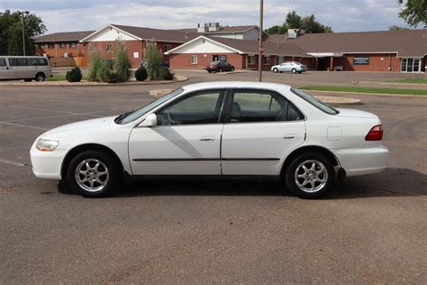 2000 Honda Accord LX | Victory Motors of Colorado