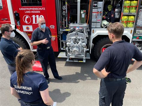 Feuerwehr Darmstadt Neue Maschinisten Ausgebildet