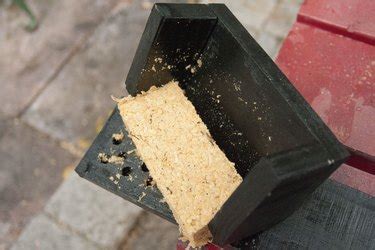 Diy Saw Dust Briquettes Hunker