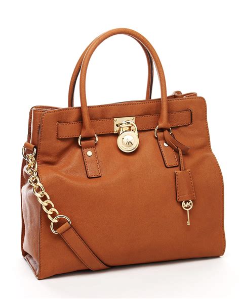 How To Recognize An Authentic Michael Kors Handbag