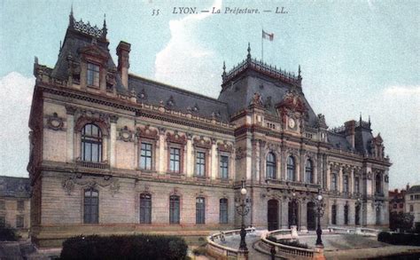 Lyon La Préfecture I L Lyon 69 Carte postale ancienne et vue